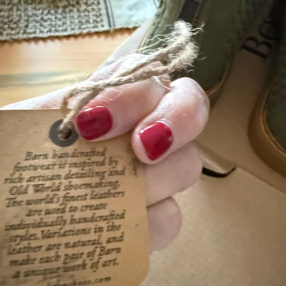 Born Olive Woven Sandals - Picture 5 of 9